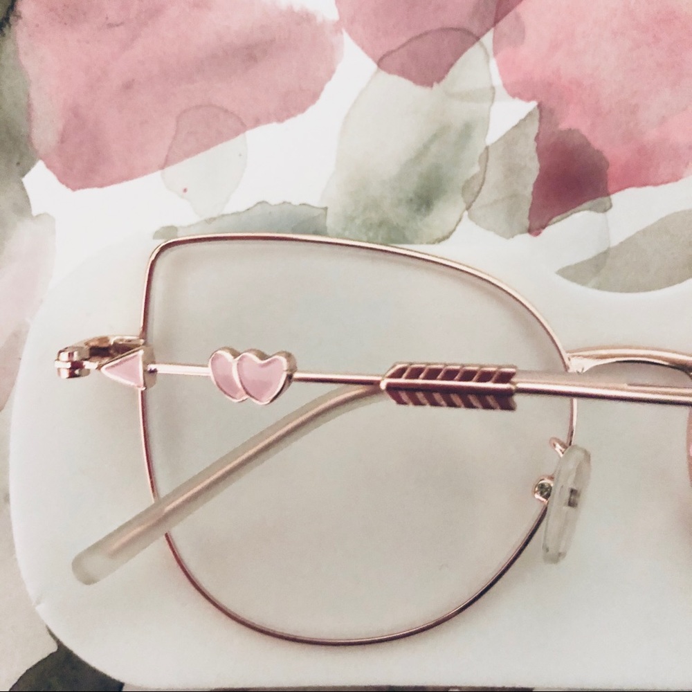 Heart & arrow frame glasses - Picture 5 of 6